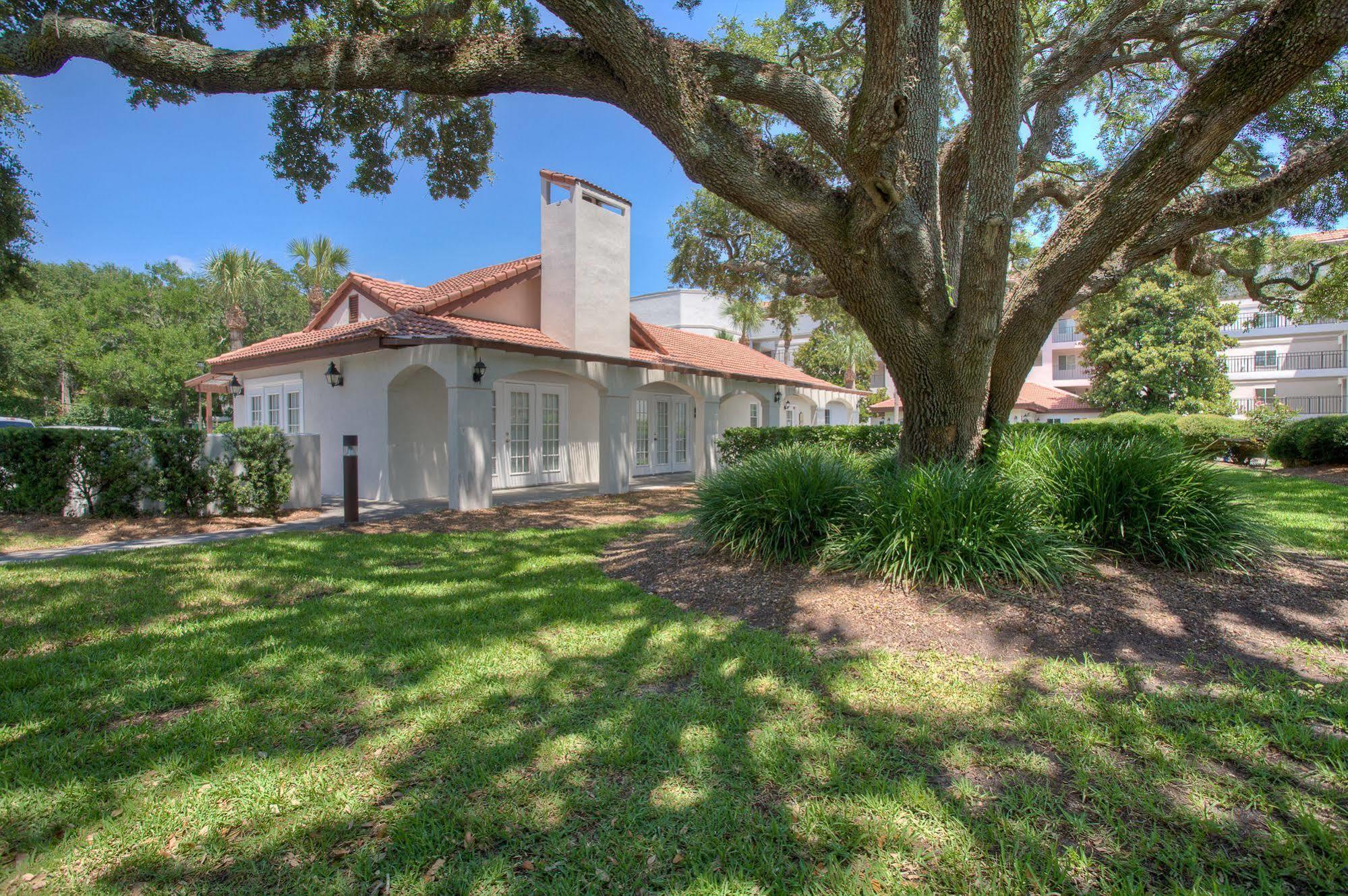 Hodnett Coopers Beach Club Hotel St. Simons Island Exterior photo